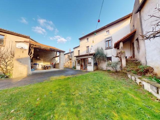 Propriété 5 pièces 158 m²