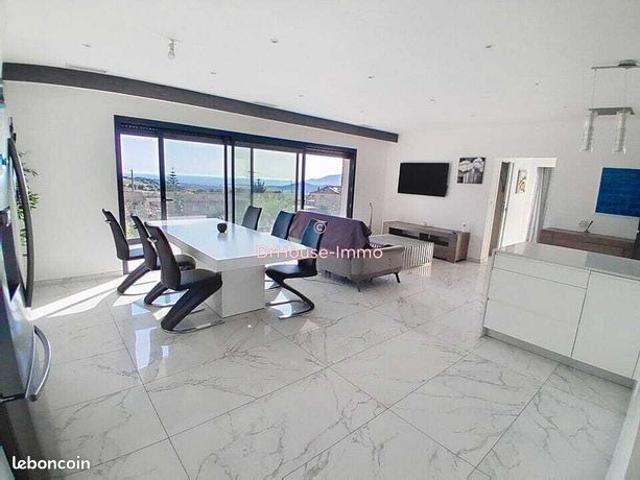Propriété 5 pièces 158 m²