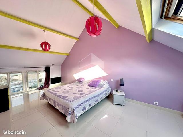 Propriété 5 pièces 150 m²