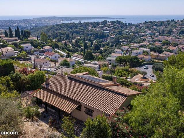 Propriété 5 pièces 121 m²