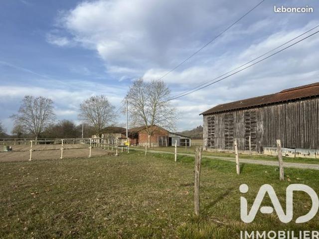 Propriété 5 pièces 150 m²