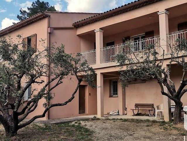 Villa 5 pièces 150 m²