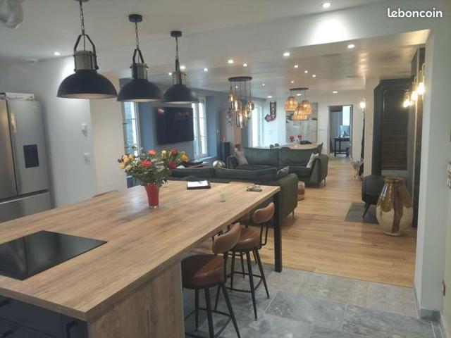 Propriété 5 pièces 150 m²