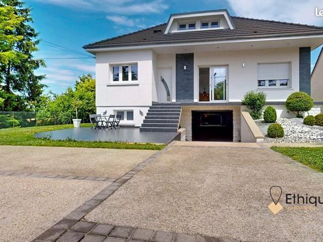 Propriété 5 pièces 150 m²