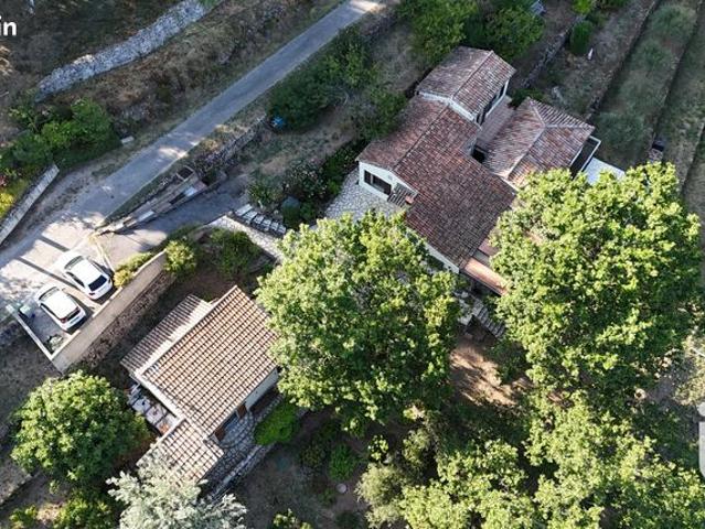 Propriété 5 pièces 150 m²