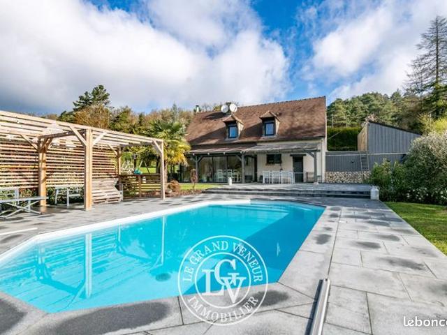 Propriété 5 pièces 150 m²
