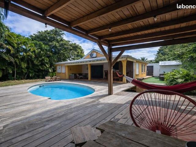 Propriété 5 pièces 150 m²
