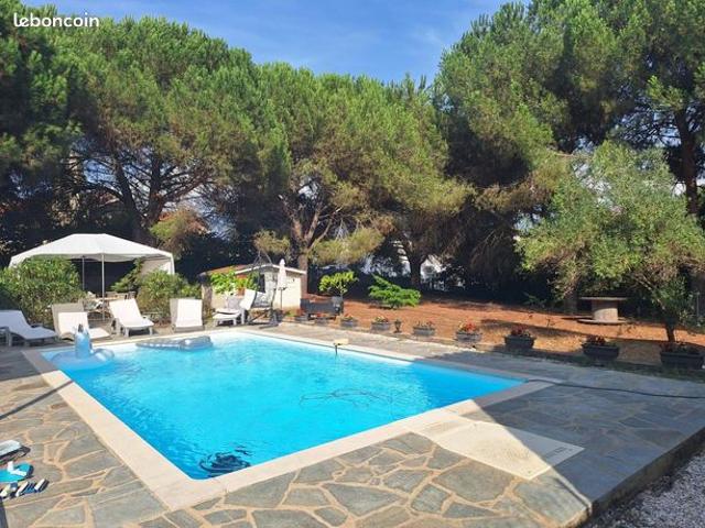 Propriété 5 pièces 150 m²
