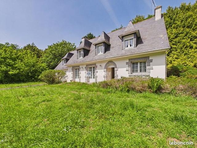 Propriété 5 pièces 151 m²