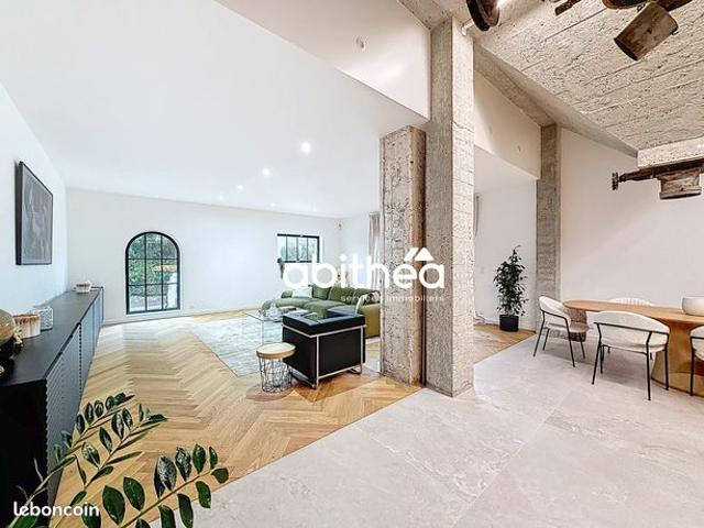 Propriété 5 pièces 151 m²