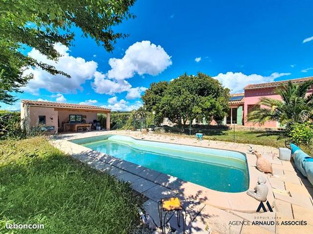 Propriété 5 pièces 152 m²