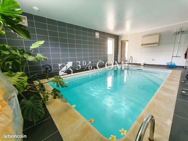 Propriété 5 pièces 153 m²