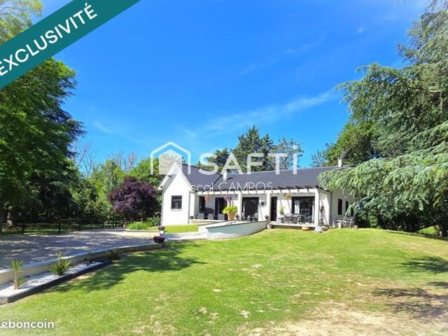 Propriété 5 pièces 153 m²