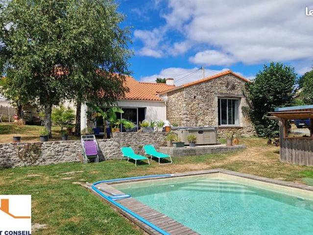 Propriété 5 pièces 164 m²