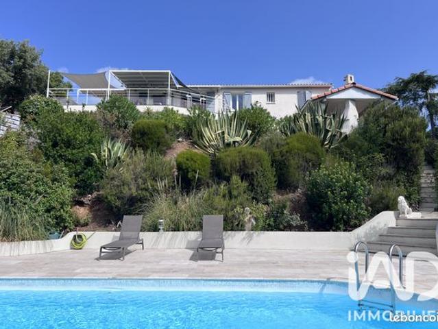 Propriété 5 pièces 164 m²
