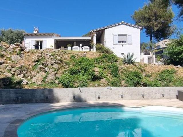 Propriété 5 pièces 164 m²