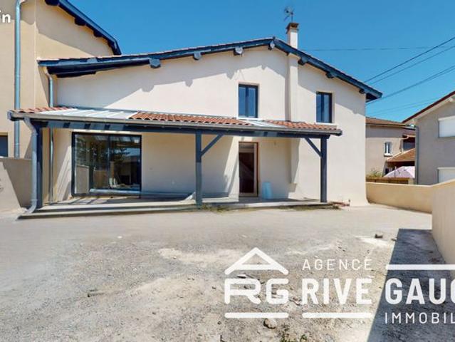 Propriété 5 pièces 165 m²