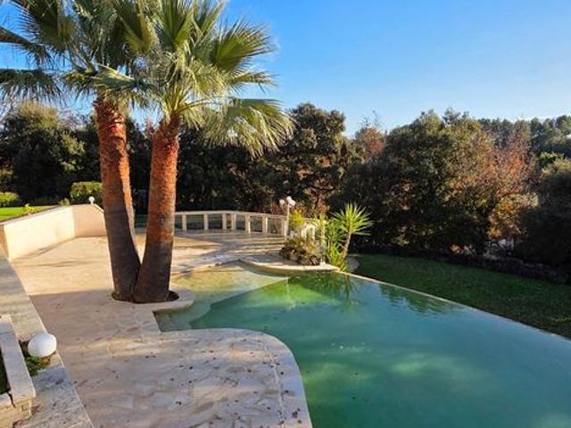 Maison 5 pièces 165 m²