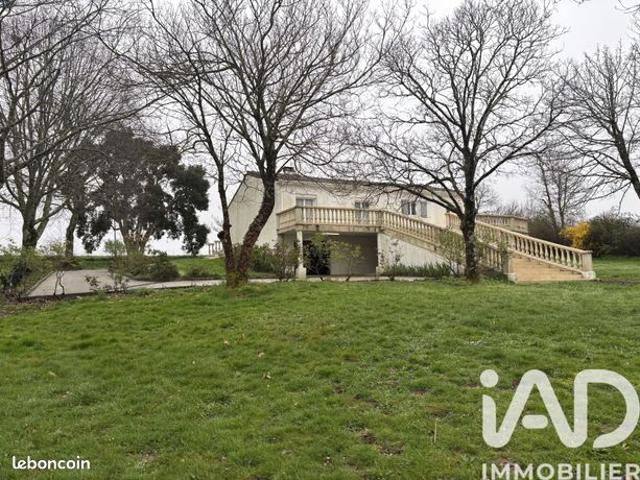 Propriété 5 pièces 165 m²