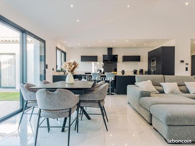 Propriété 5 pièces 165 m²