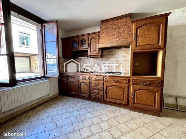 Propriété 5 pièces 165 m²