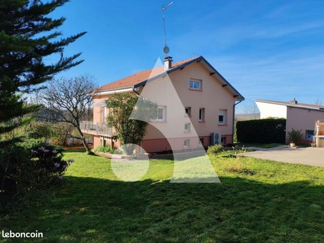 Propriété 5 pièces 165 m²