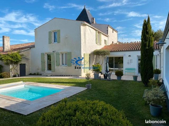 Propriété 5 pièces 166 m²