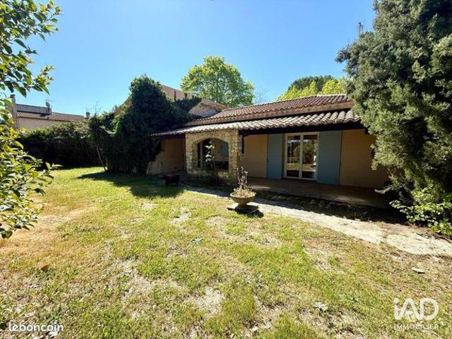 Propriété 5 pièces 166 m²