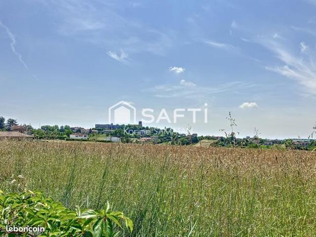 Propriété 5 pièces 166 m²