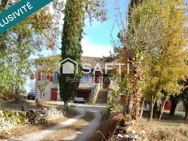Propriété 5 pièces 167 m²
