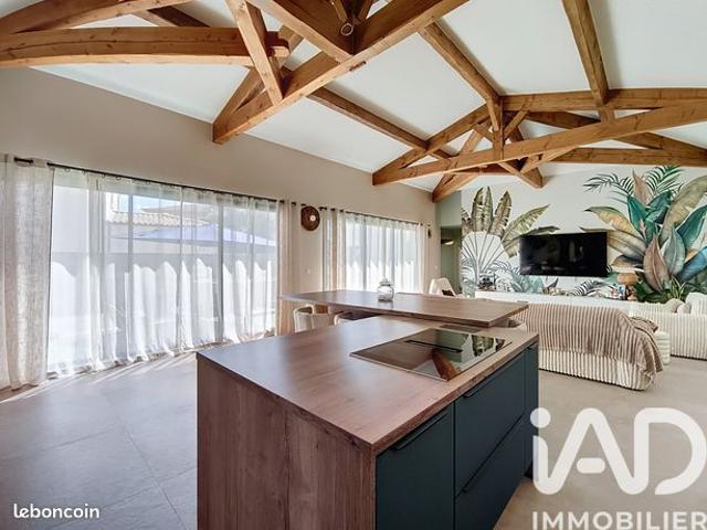 Propriété 5 pièces 167 m²