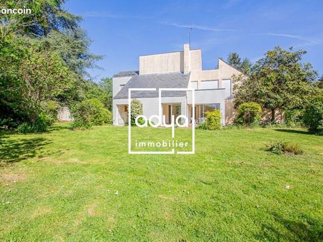 Propriété 5 pièces 167 m²