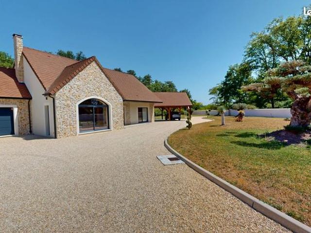 Propriété 5 pièces 167 m²