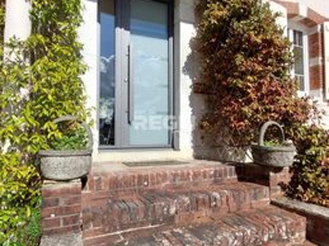 Propriété 5 pièces 167 m²