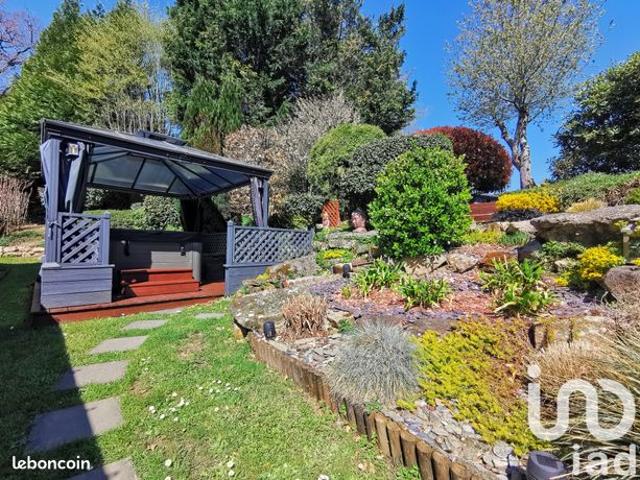 Propriété 5 pièces 167 m²