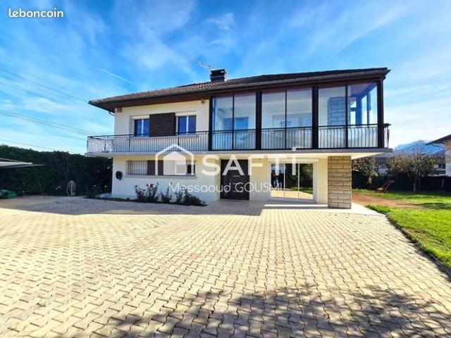 Propriété 5 pièces 168 m²
