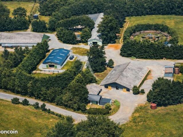 Propriété 5 pièces 168 m²