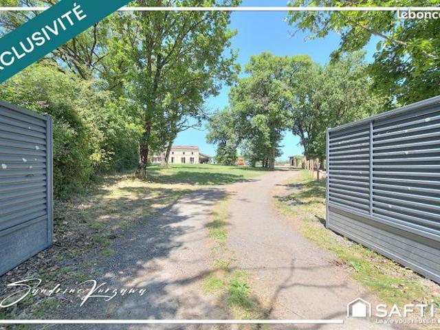 Propriété 5 pièces 168 m²