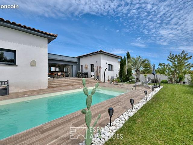 Propriété 5 pièces 168 m²