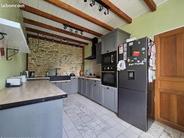 Propriété 5 pièces 160 m²