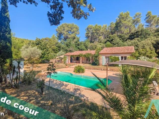 Propriété 5 pièces 160 m²