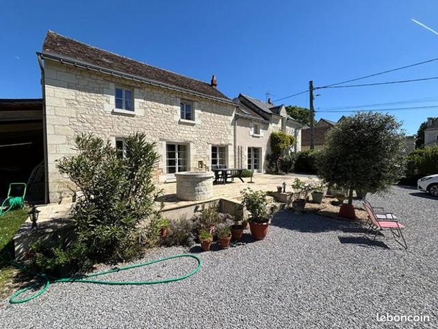 Propriété 5 pièces 160 m²