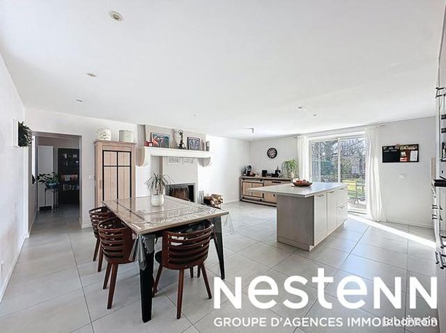 Propriété 5 pièces 160 m²