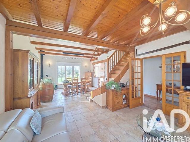 Propriété 5 pièces 160 m²