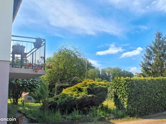 Propriété 5 pièces 160 m²