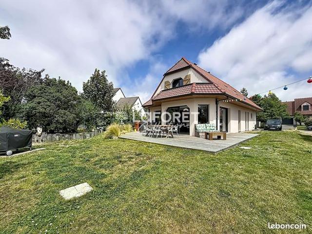 Propriété 5 pièces 160 m²