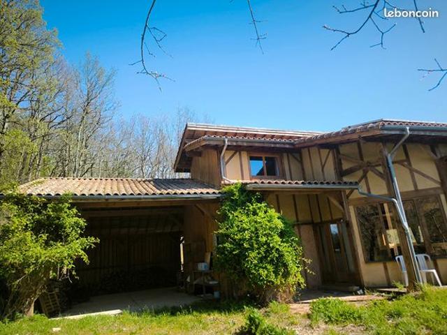 Propriété 5 pièces 160 m²