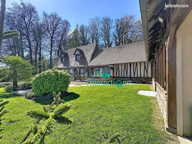 Propriété 5 pièces 160 m²
