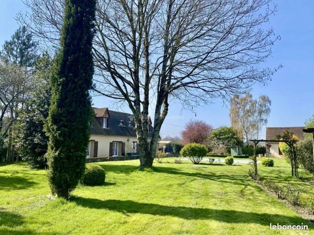 Propriété 5 pièces 161 m²