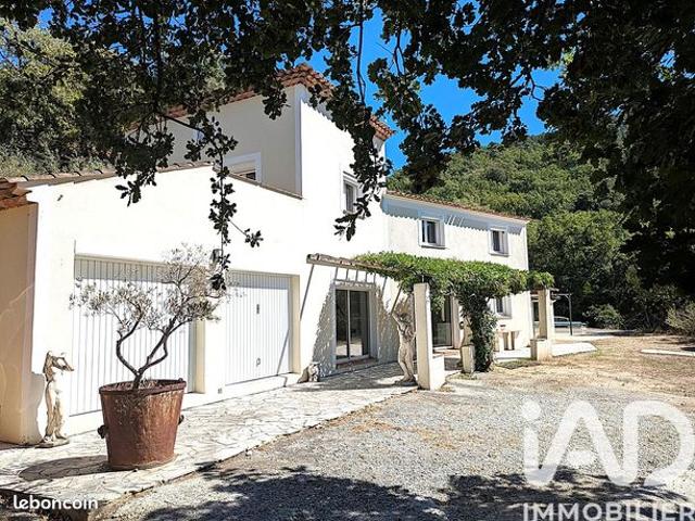 Propriété 5 pièces 163 m²